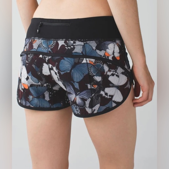 Lululemon moth shorts size 4 - Picture 1 of 6